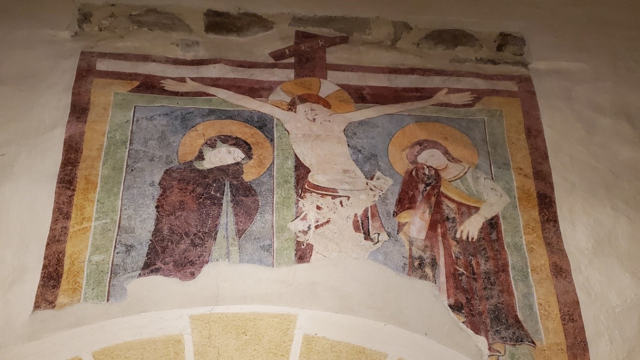 Fresko Filialkirche Oberdrum Fresko oberhalb der Eingangstür aus der Zeit um 1300: Maria und Johannes unter dem Kreuz